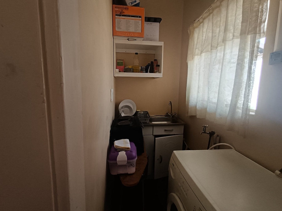 To Let 1 Bedroom Property for Rent in Die Bult North West